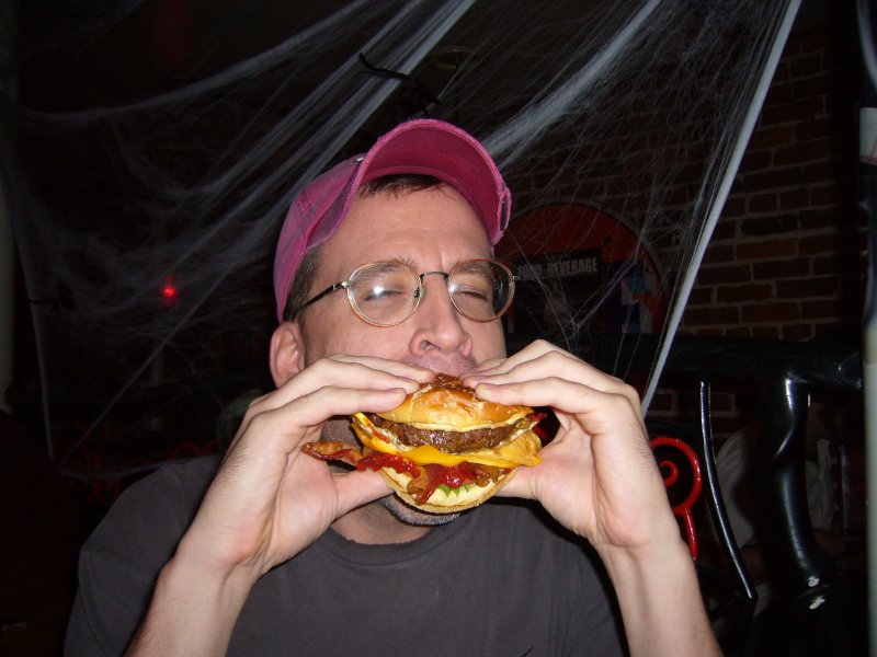 [Image: hammer-eating-burger.jpg]